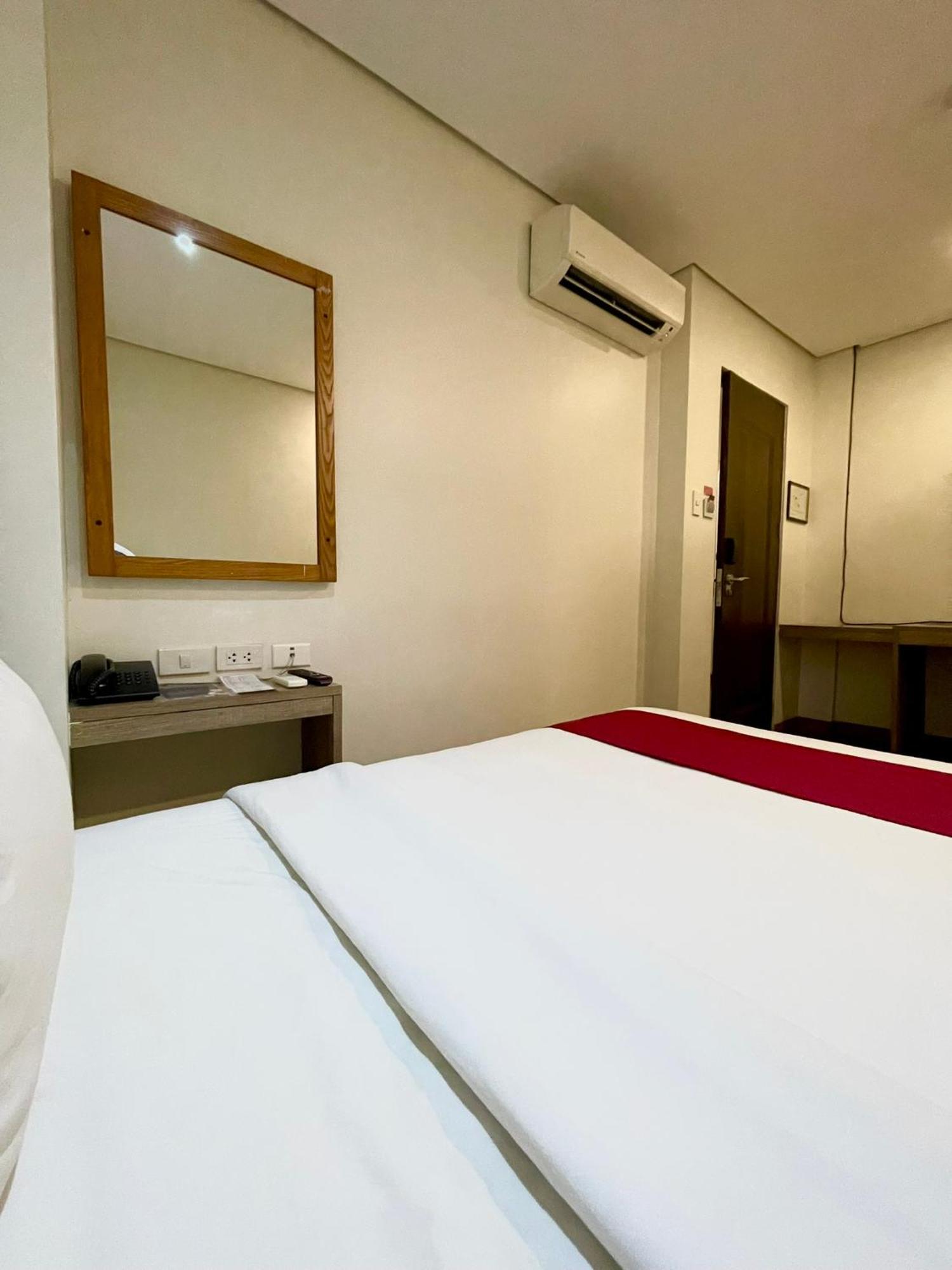 Airo Hotel Manila Eksteriør bilde